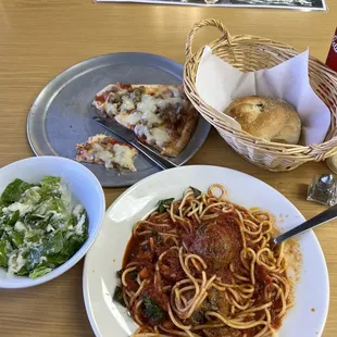 Salad, garlic roll, Spaghetti w/meatballs, pepperoni &amp; italian sausage pizza.