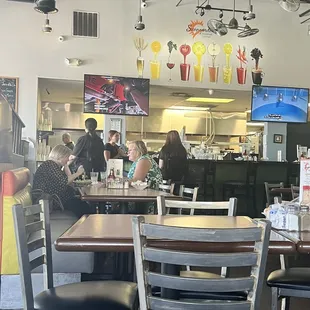 interior, crepes