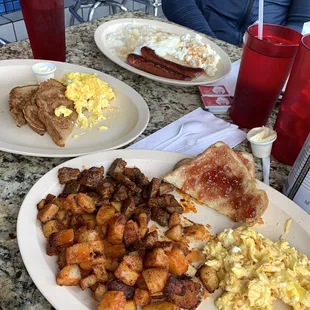 Chopped steak, home fries, scrambled eggs/cheese&amp; toast French toast, scrambled eggs Fried Italian sausage, grits &amp;cheese&amp; egg whites