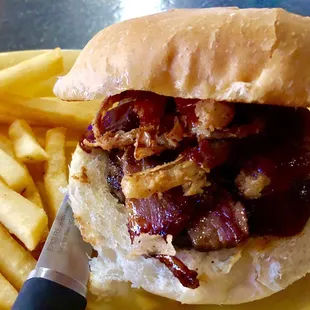 Hamburger &amp; Brisket Special