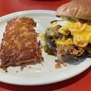 Green chili breakfast burger, with hash browns!