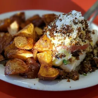 Green Chili and Chorizo Benedict