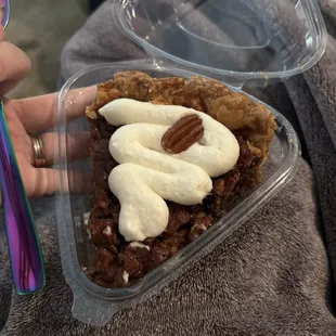 pecan pie to go
