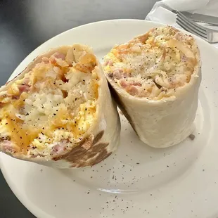 Ham and cheese breakfast burrito (AMAZING)