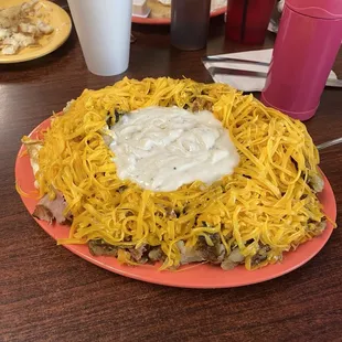 The Smelvin add gravy