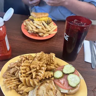 Me and my boyfriends food, I HAD TO GO AGAIN!!