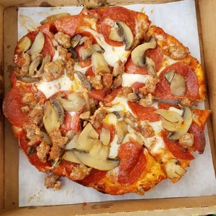 3 item personal pizza with sausage, pepperoni and mushroom
