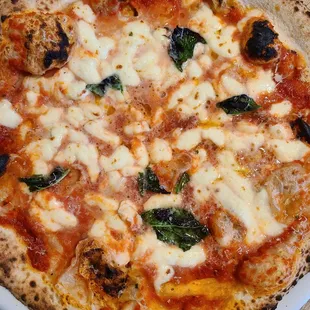 Disgusting pizza. Insult to Margherita pizza