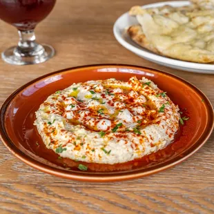 Hummus &amp; Flat Bread