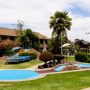 mini golf