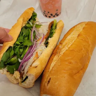 Veggie Sandwich Watermelon Milk Tea with Boba