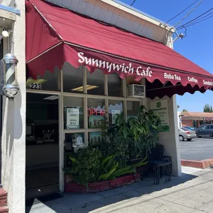 7/15/14 FYI. Exterior, entrance