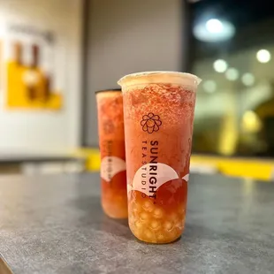 Strawberry Jasmine Tea (75% sweet)