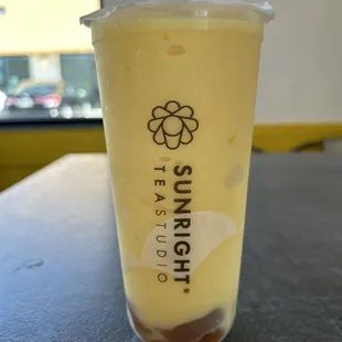 mango frostie full sweet 2/5 (too sweet and artifical taste)