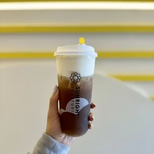 Peach oolong tea with cheese foam