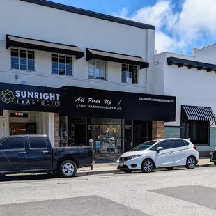 Outside view of Sunright Tea Studio