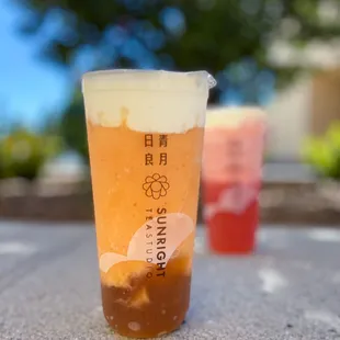 Peach Frostie with Cheese Foam