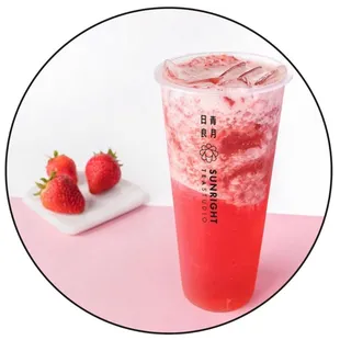 Strawberry Jasmine with cheesefoam