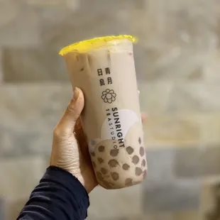 Ceylon milk tea with honey boba 75% sweet and less ice