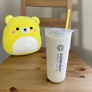 White Peach Oolong Milk Tea