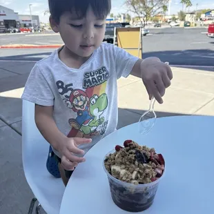 Large Brazilian bowl açaí with honey.