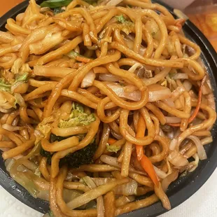 Vegetable lo mein.