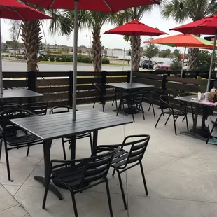 outside seating available now