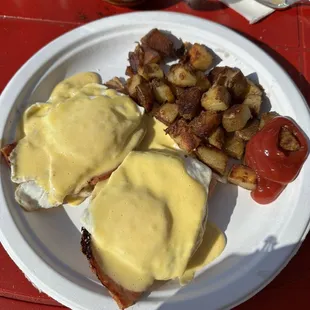 Eggs Benedict