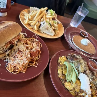 Chicken Parmesan Sandwich Lunch