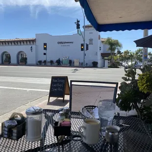 Seated on street corner dog friendly!!!!