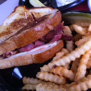 Hot Pastrami Sandwich