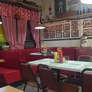 Inside. Small but cute tiny typical average diner!