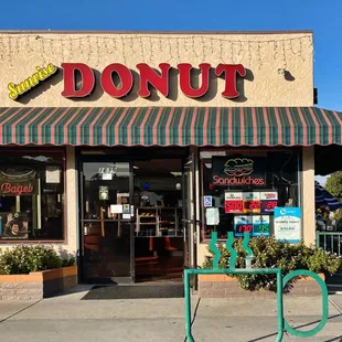 the front of a donut shop