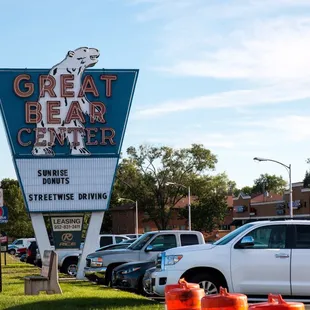 Shopping center where Sunrise is located