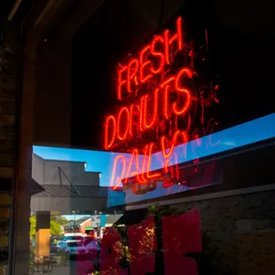 Fresh Donuts Daily