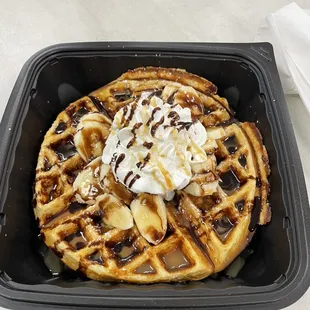 Banana protein waffle w/sugar free caramel &amp; chocolate drizzle