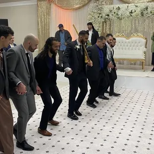 A few pics from last nights wedding reception... so much dancing