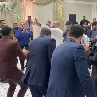 Everyone on the dance floor...