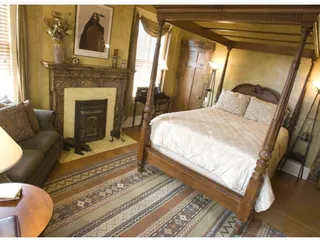 Highland Place Bed & Breakfast