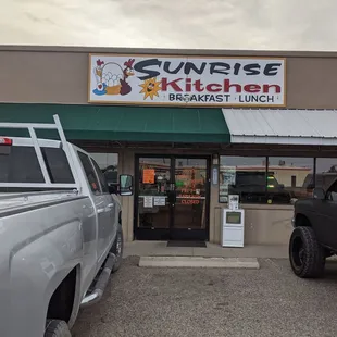 the outside of the restaurant