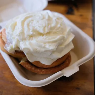 Cinnamon roll