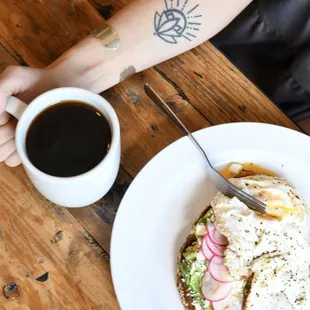 Fresh and local ingredients - healthy and vegan options available.