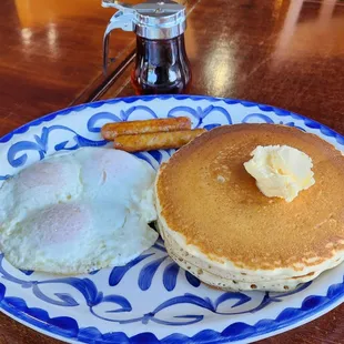 3 pancakes w/butter &amp; syrup, 3 overeasy eggs, and 2 sausage links (1/20/24)