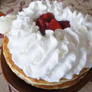 Strawberry Hotcakes