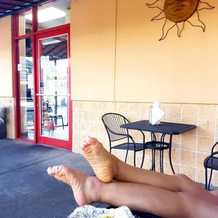 There's no im-pedi-ment to having a delicious breakfast in Houston.