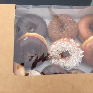 12 pcs Box with clear plastic to see the beauties