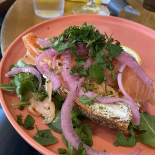 Lox toast