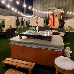 Jacuzzi rental optional