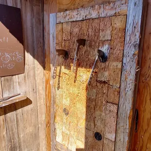 Axe and knife throwing is so fun