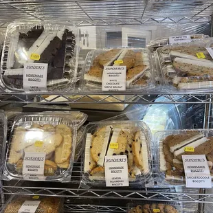 dessert, food